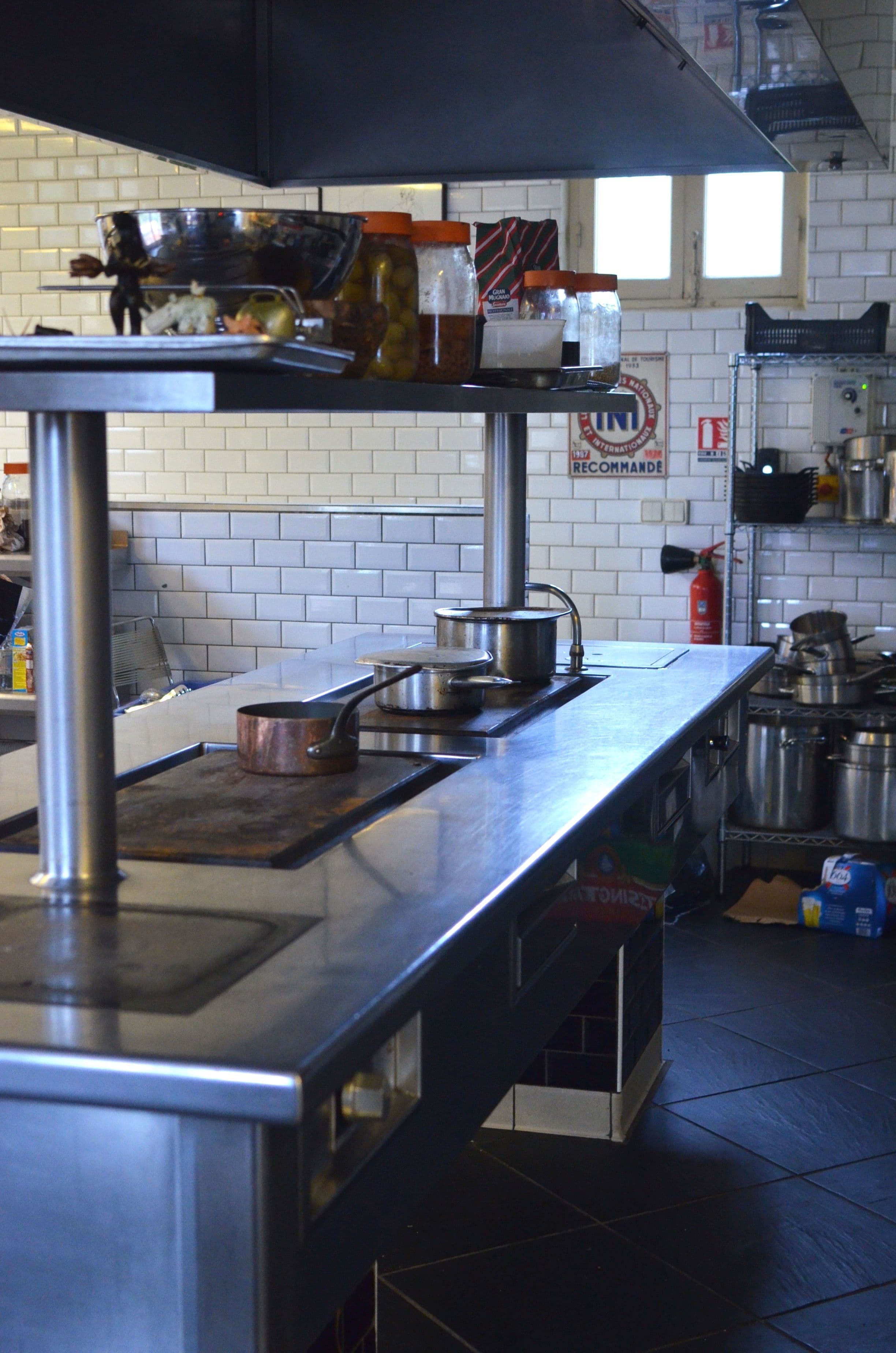 Commercial kitchen cookline and hood environment