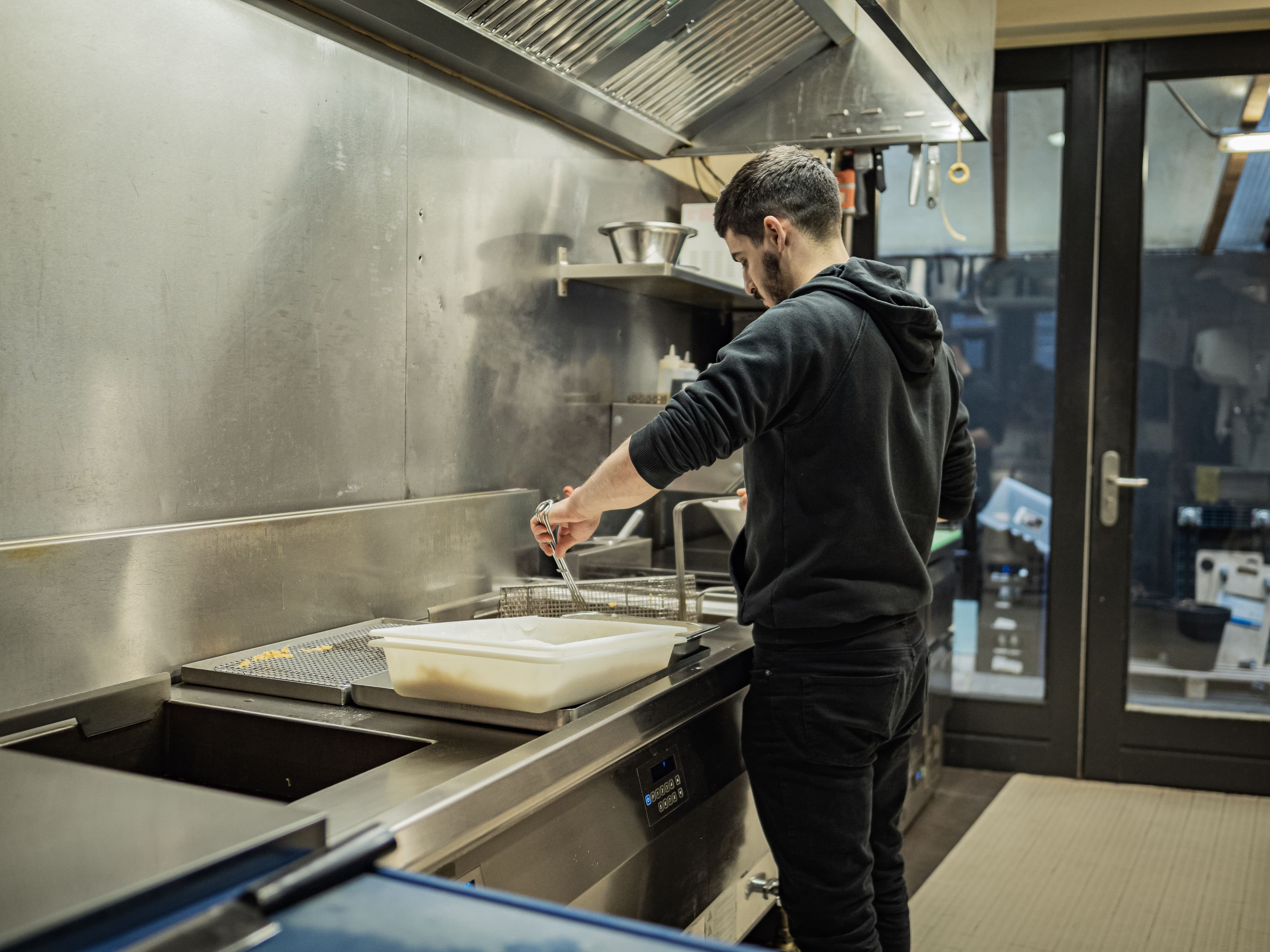 Cookline and commercial hood equipment condition